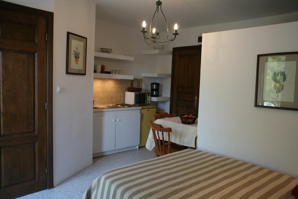 Residence Les Mandariniers Ιέρ Δωμάτιο φωτογραφία