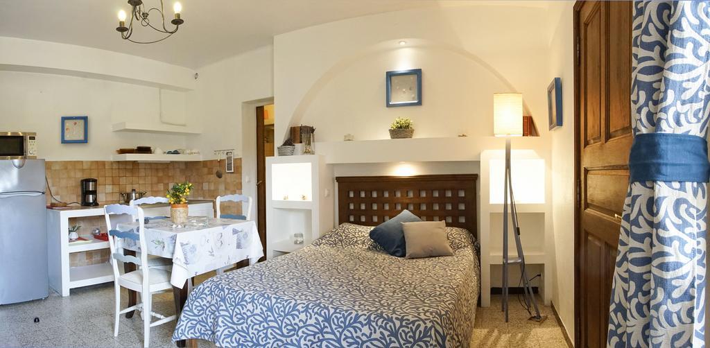 Residence Les Mandariniers Ιέρ Εξωτερικό φωτογραφία