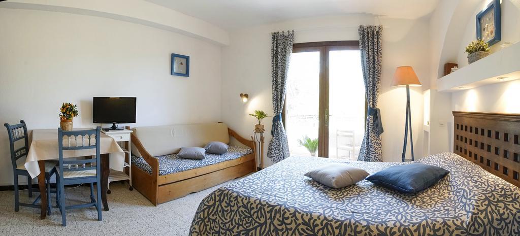 Residence Les Mandariniers Ιέρ Εξωτερικό φωτογραφία
